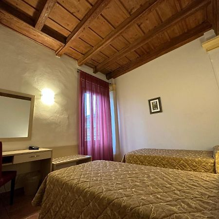 베로나 Domus San Bernardino B&B 외부 사진
